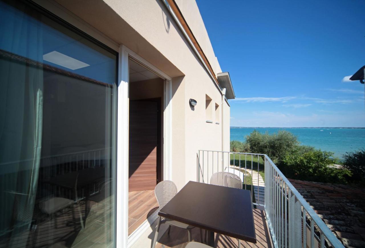 Smeraldo Dip Villa Canneto Sirmione Buitenkant foto