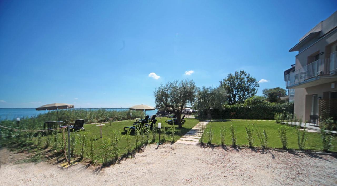 Smeraldo Dip Villa Canneto Sirmione Buitenkant foto